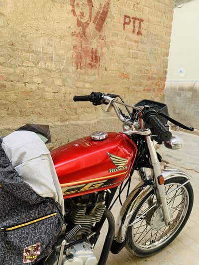 Honda cg125 model 2022 codition10by9 phone num 03481200668
