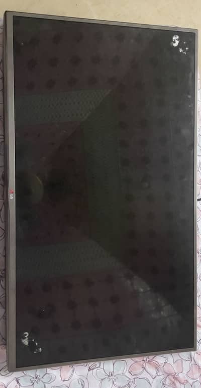 LG 42" smart tv (Full HD/webOS)- model 42LB6520| Ecellent Condition