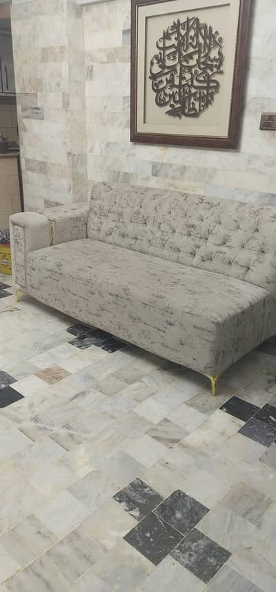 SOFA 6 SEATERS