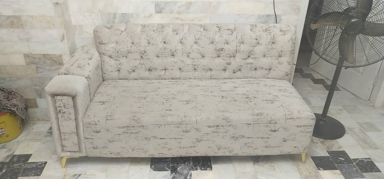 SOFA 6 SEATERS 2