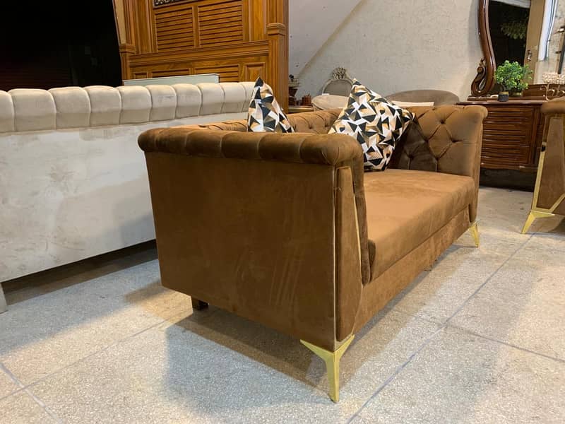 Sofa set available 8