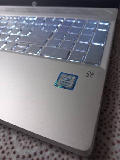i5 8thGen Touch 512ssd+1TB hdd Good Condition