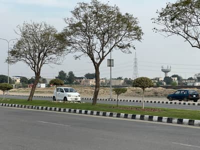12 Marla Plot For Sale In Lake City Sector M-1