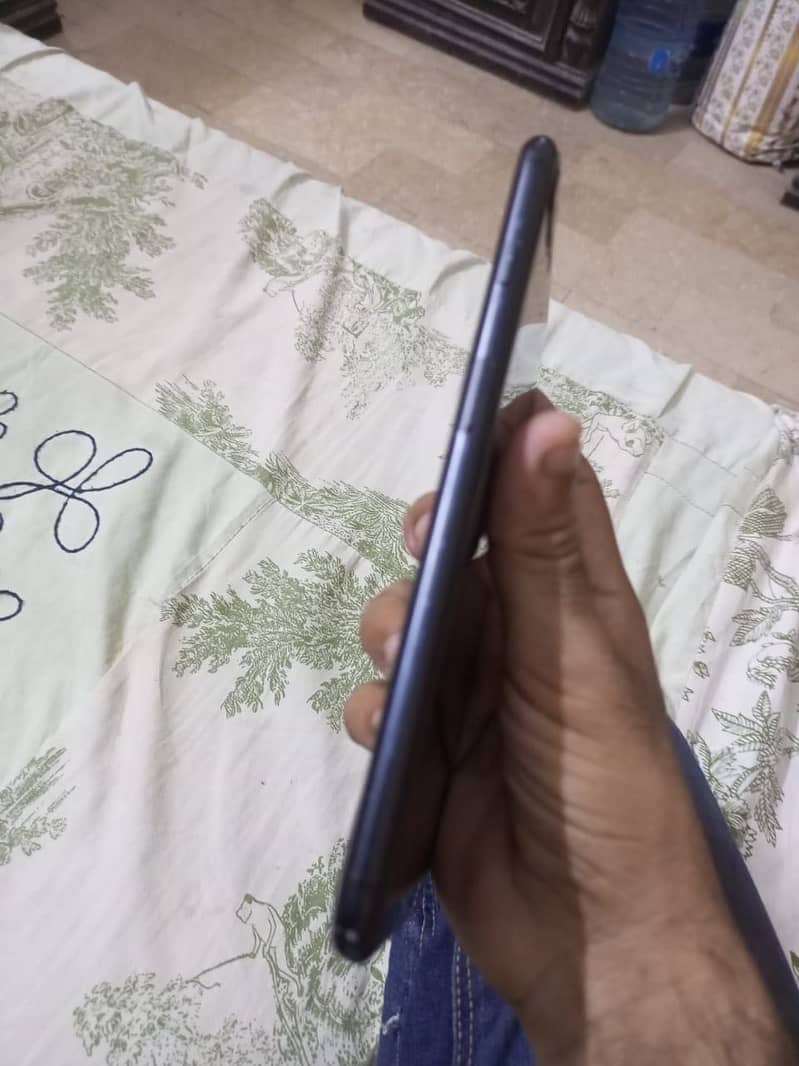 Apple iPhone 7 Plus 14