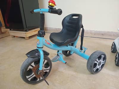 cycle panda car red car
