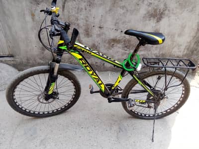 Bicycle, available Good Condition Medium Size