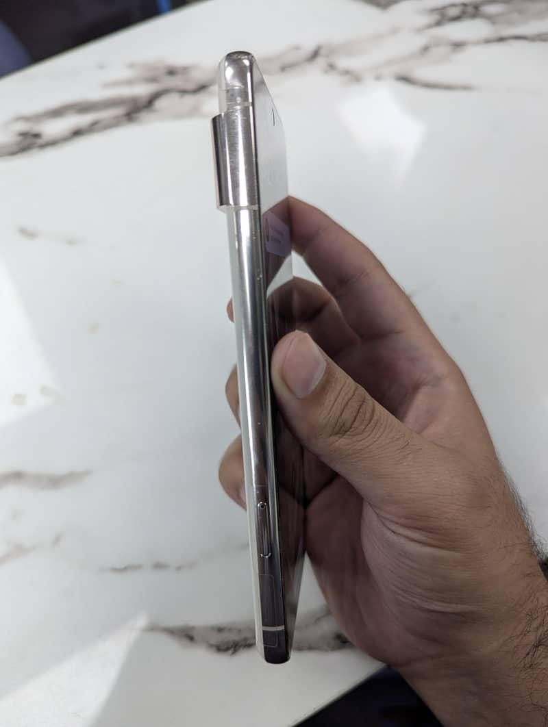 Google Pixel 8 Pro 3