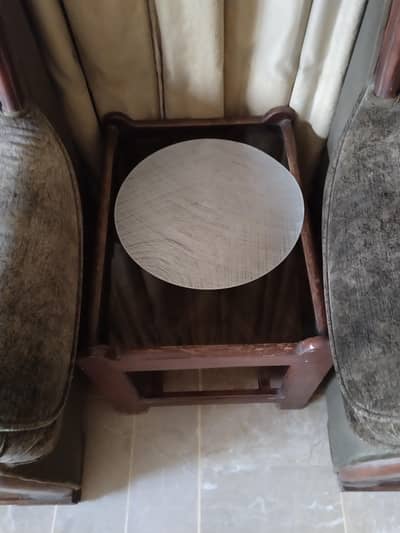 Centre table with 2 side tables