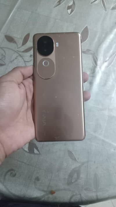 Vivo V40e