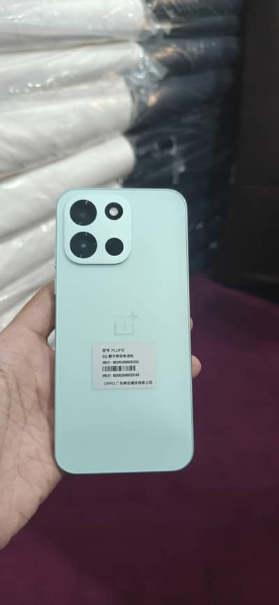 One Plus turbo 9 9000 mah btry