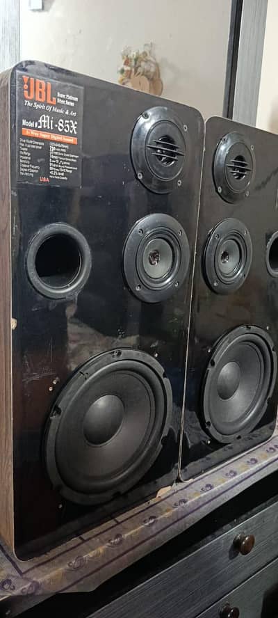 JBL 8 inch speakers Woofer pair original . No Amplifier