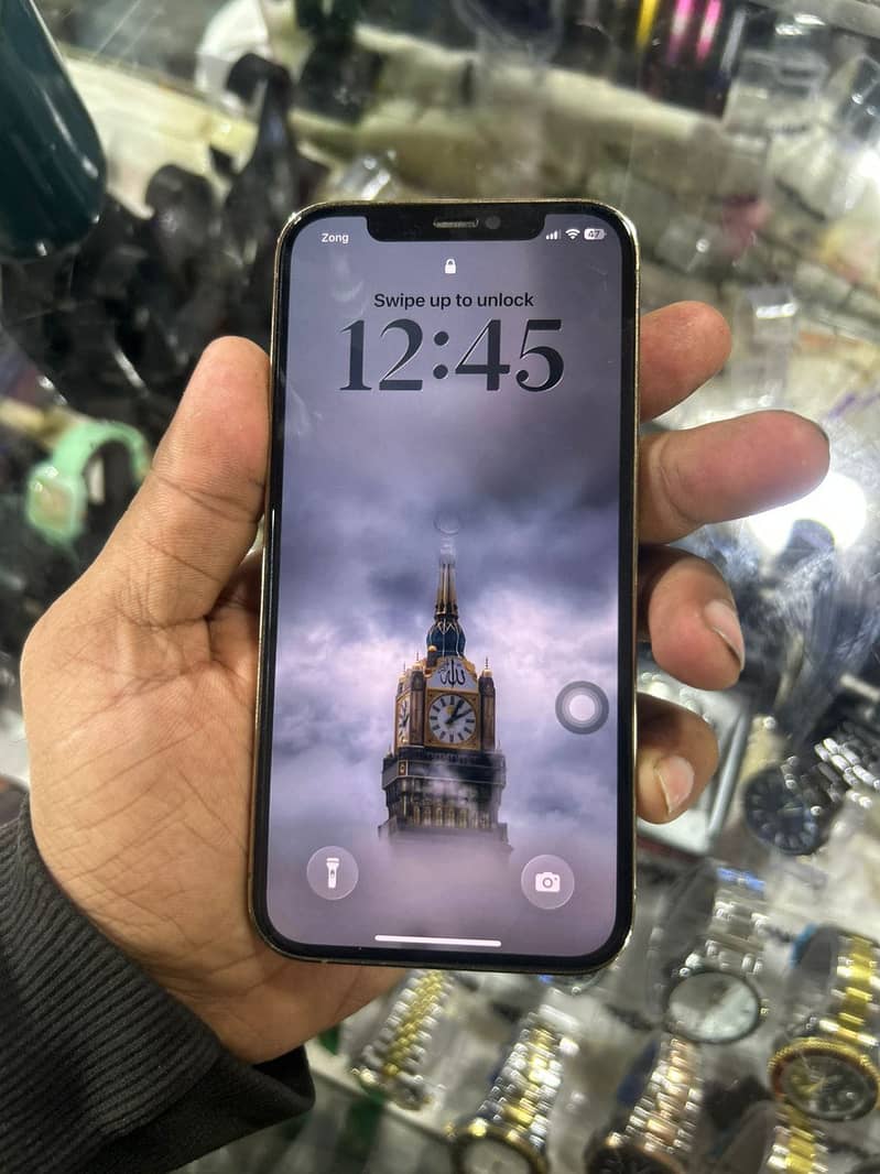 Apple iPhone 12 Pro 1