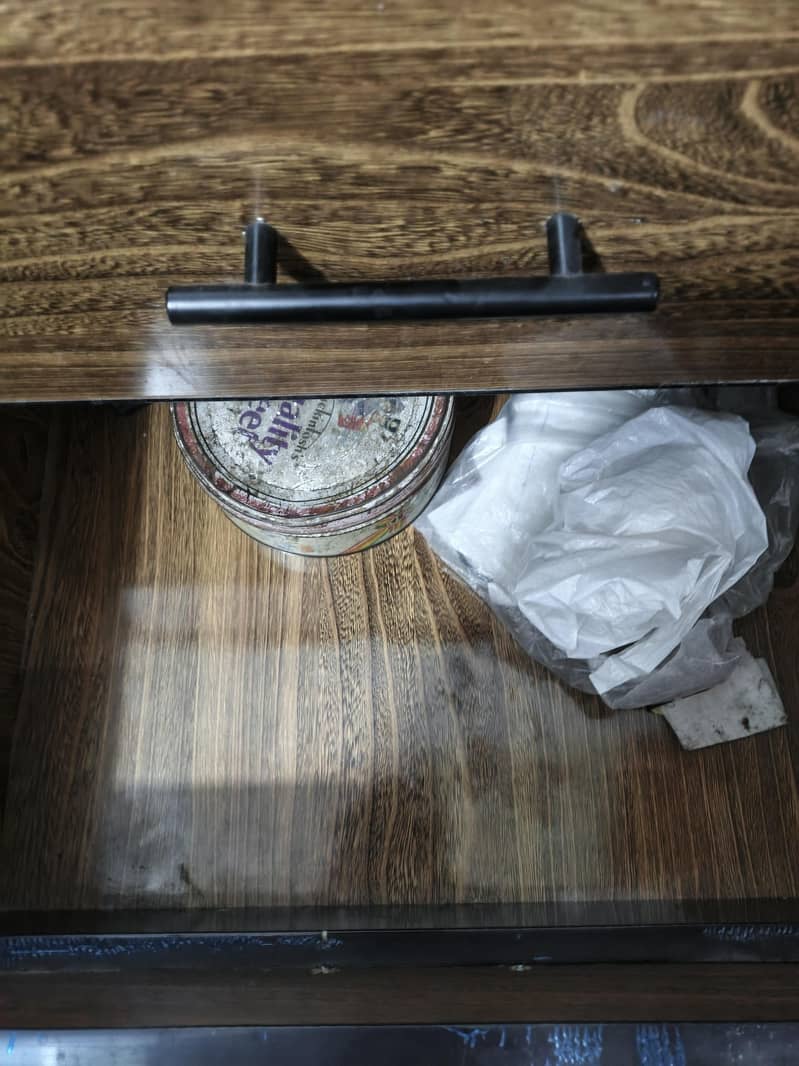 Salai machine table 2