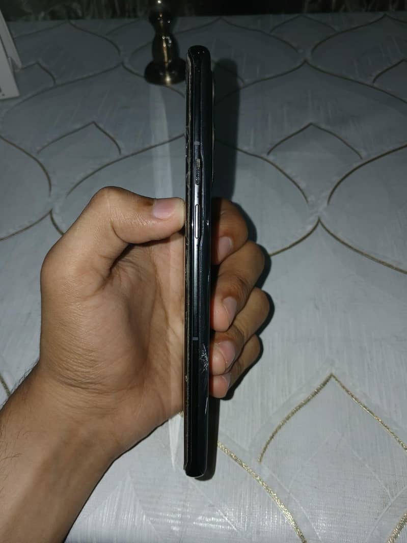 One Plus 9 Pro 4