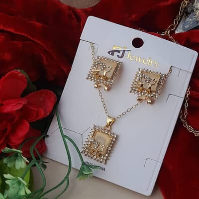 Beautiful Locket sets