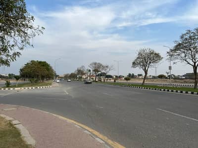 10 Marla Possession Plot For Sale In Lake City Sector M-3 Ext Lahore