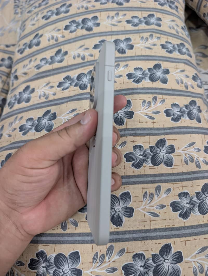 OnePlus 15 3