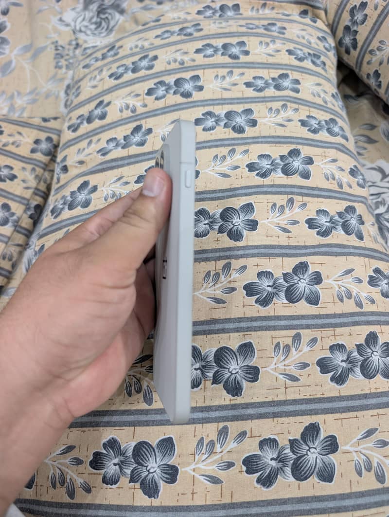 OnePlus 15 7