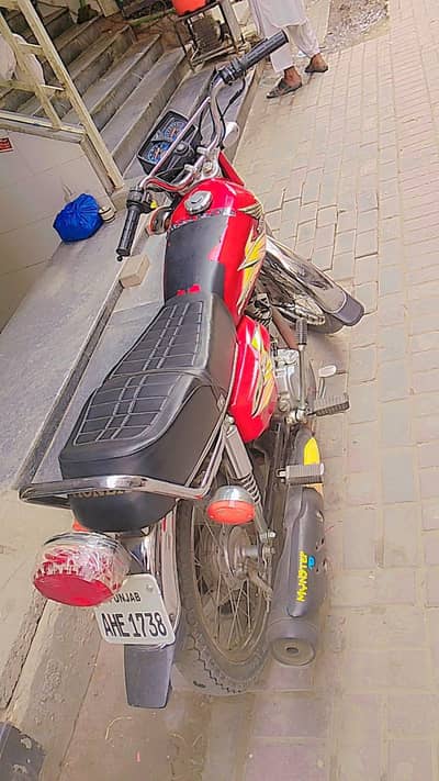CG125