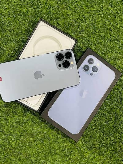 Apple iPhone 13 Pro Max my WhatsApp number 0329-70-43-995