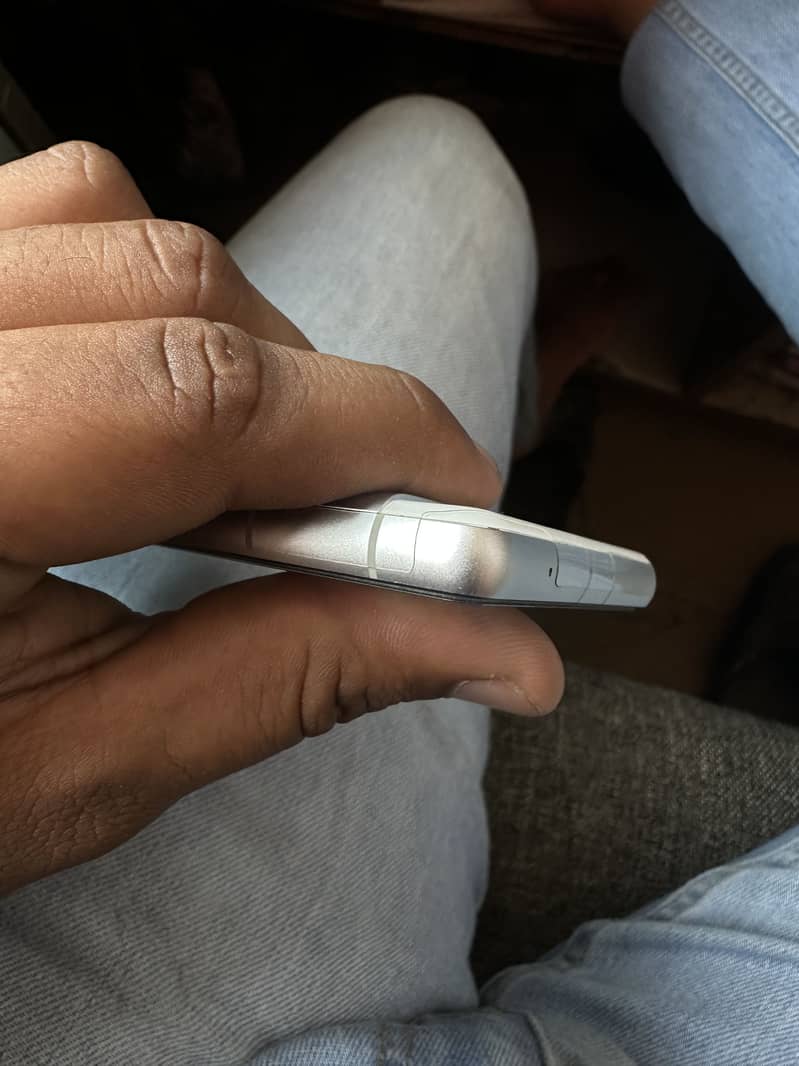 Google Pixel 7a 9