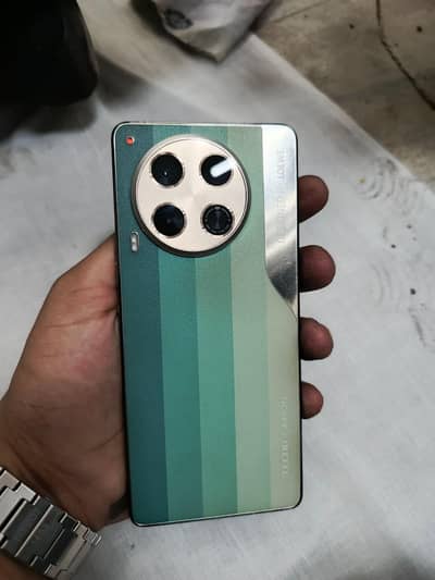 Tecno CAMON 30 Premier