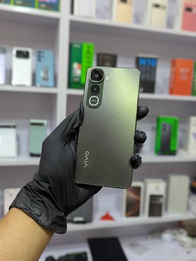 Vivo Y400 8/256 6000 mah Battery (original) 685 snapdragon 10/10
