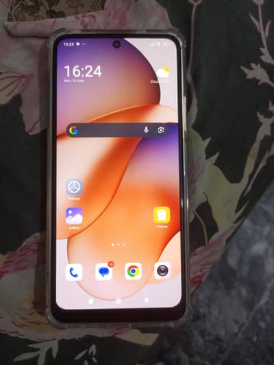 Realme note 12