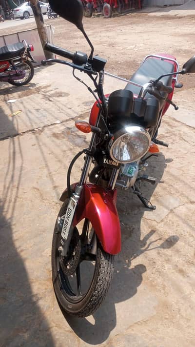 2025 Yamaha YB125Z | Brand New Condition | Red Beauty | Low Mileage