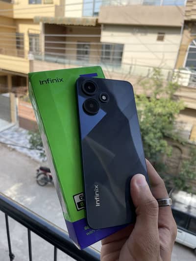 Infinix Hot 30 Play