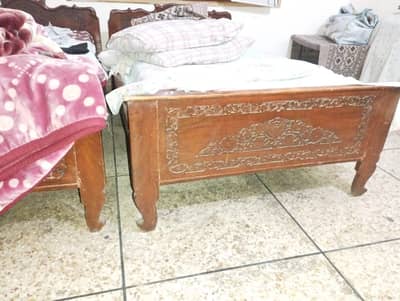Two Sigle Beds without Mattresses