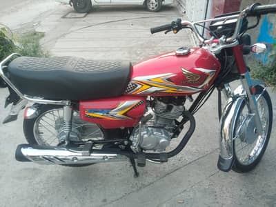 Honda 125 Red couler