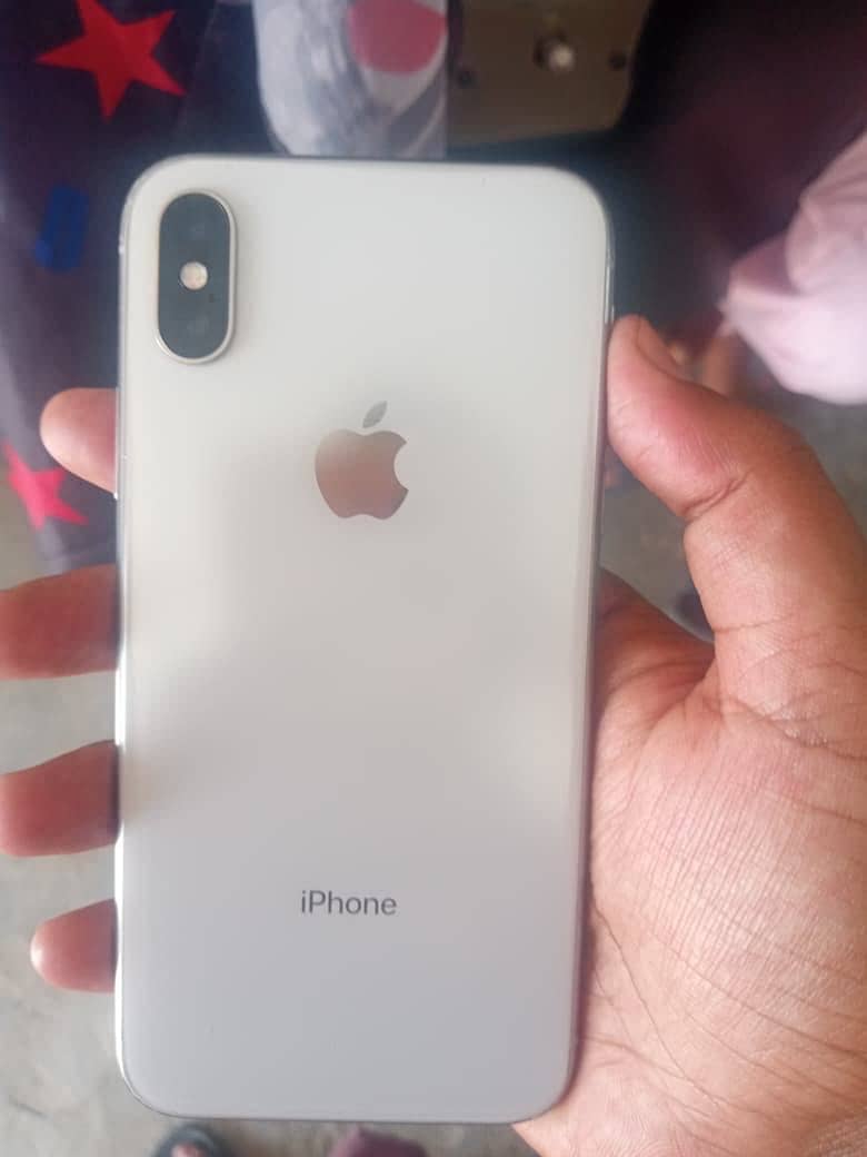 Apple iPhone X 0
