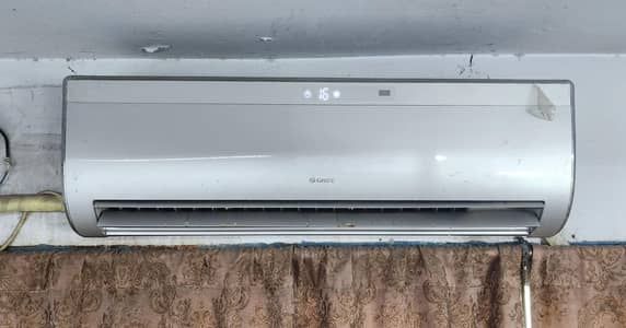 GREE 1.5 TON AC (NON INVERTOR)