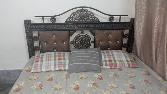 Iron bed