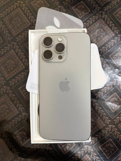 Apple iPhone 15 Pro Max