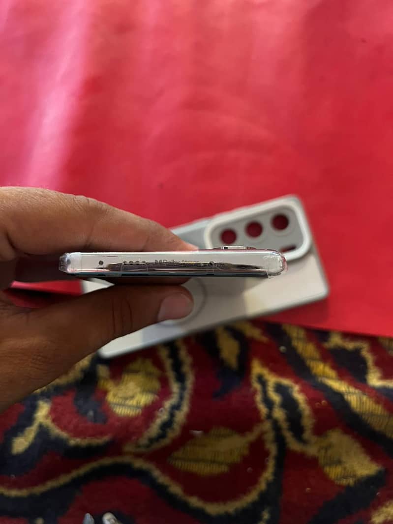 Tecno CAMON 40 Pro 1