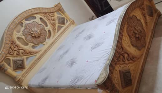 Complete 5-Piece Lasani Wood Bedroom Set for Sale