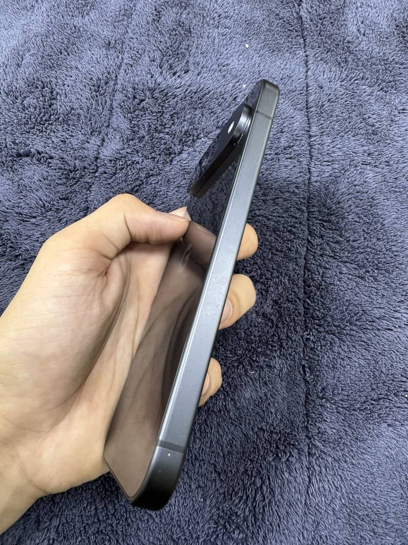 Google Pixel 9 5