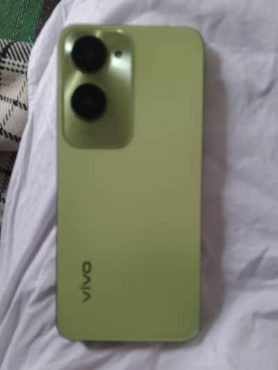Vivo Y18