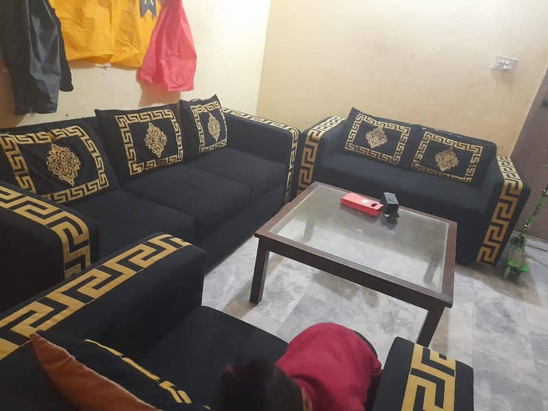 7 Seater Wooden Sofa Set – Lahore 1