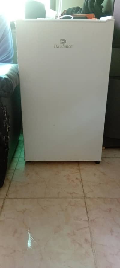 Dawlance mini Fridge unused