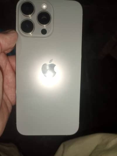Apple iPhone 15 Pro Max