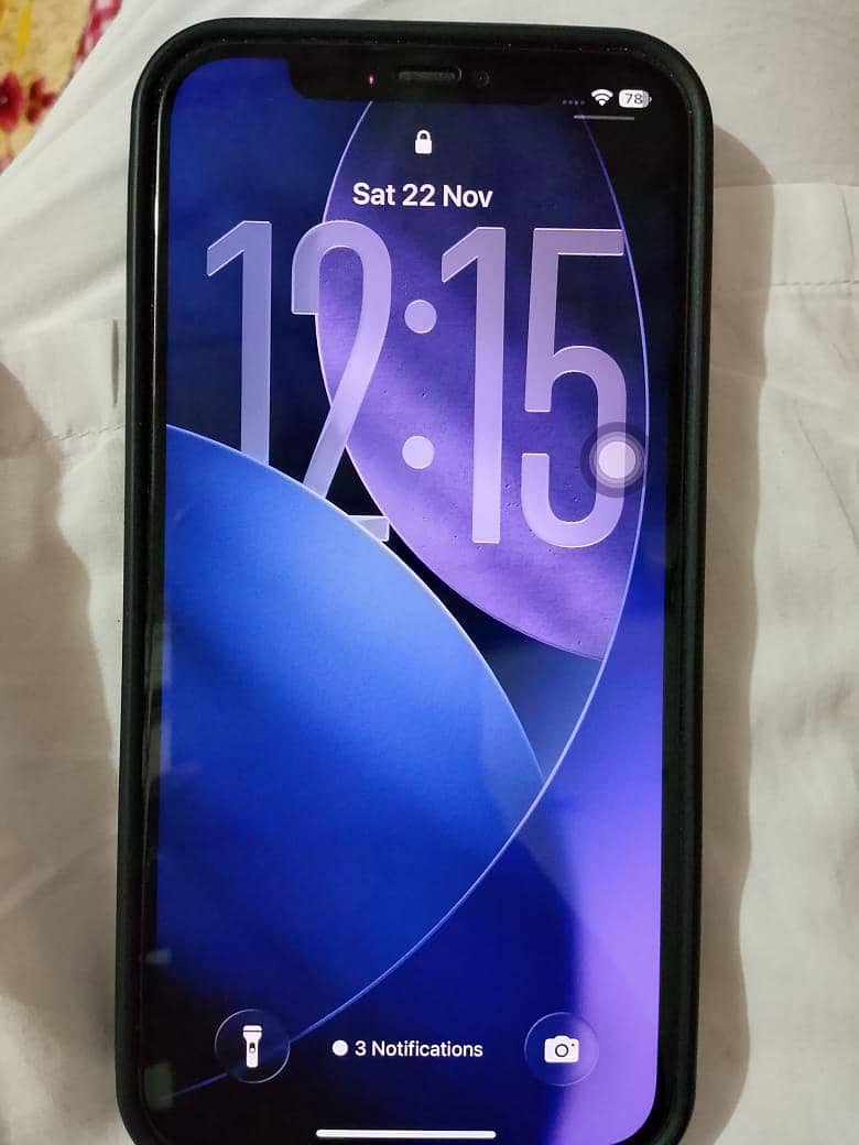 Apple iPhone 12 1