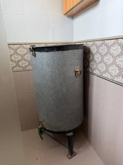 water tank without rust