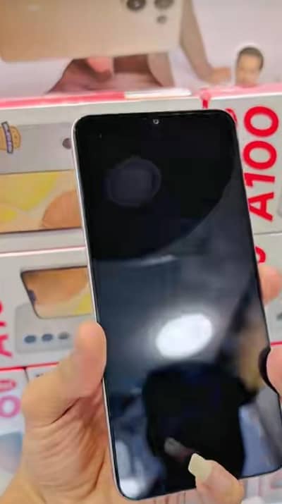 Itel City 100