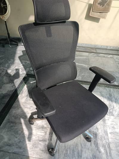Gaming / office mesh chair