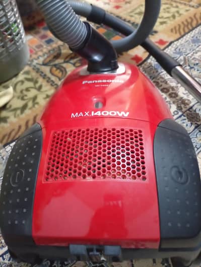 Panasonic Vacuum Cleaner Model Max 1400 W