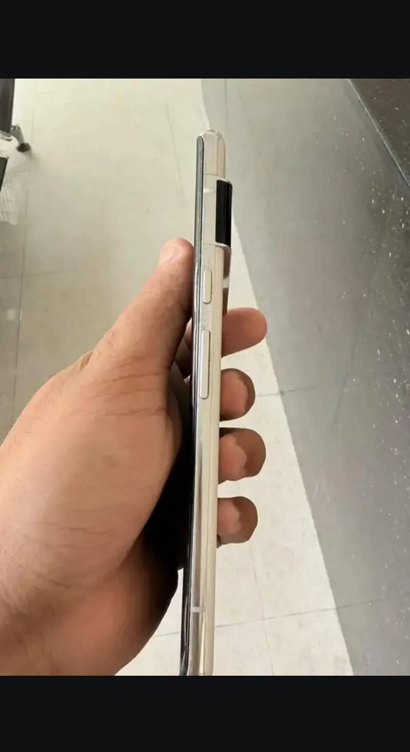 Google pixel 6 pro mobile 2