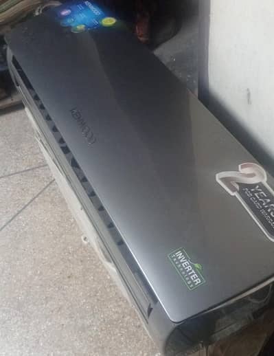 Kenwood 1 Ton Invertor Excellent Condition